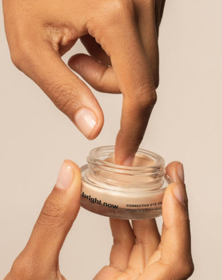 Corrigerende en verhelderende Bright Now Eye Cream 15 ml Resibo. - 2