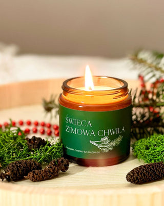 Mglife A Winter Moment veganistische koolzaadkaars met de geur van dennen, ceder en amber 120 ml - 3