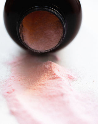 Verzachtend badpoeder met rozenblaadjes HHUUMM_1 - 2