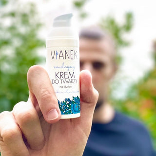 Crème visage hydratante à l'extrait de feuille de pissenlit pour peaux sèches et sensibles Vianek - 2