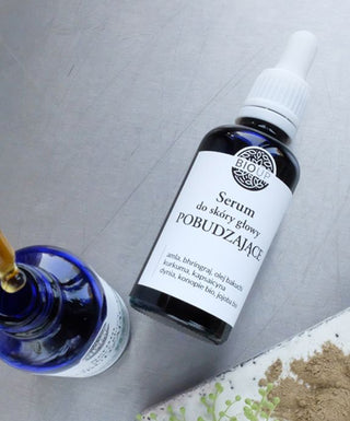 Sérum pour cuir chevelu stimulant la croissance des cheveux avec un mélange d'herbes indiennes BIOUP - 3