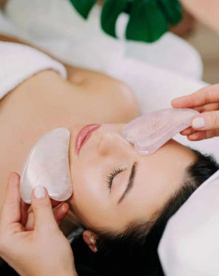 Gezichtsmassage Gua Sha Steen met Roze Kwarts Steen van Liefde Crystallove - 2