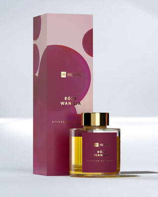 Diffuseur de roseaux au parfum de rose et de vanille dans un flacon en verre avec des bâtons de rotin naturel HiSkin - 1