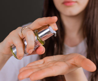 Élixir capillaire lissant à l'acide hyaluronique et à la soie végétalienne Auna - 2