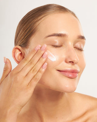 Nutridome crème de jour hydratante anti-rides à l'huile de macadamia - 2