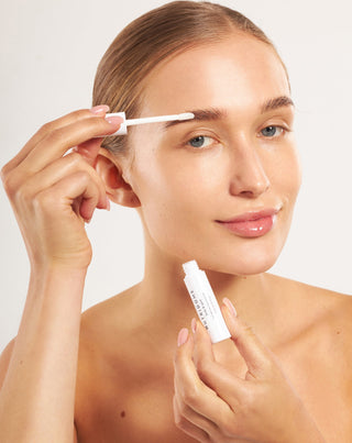 Après-shampooing épaississant et fortifiant pour sourcils Nutridome à l'extrait de thé vert - 3