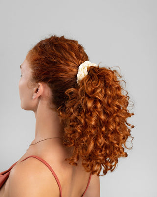 Lot d'élastiques à cheveux 100% soie naturelle - rose, crème, rouge Twisty 3 pcs. - 2