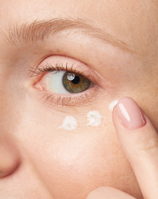 Crème contour des yeux éclaircissante Mel Skin à la vitamine C - 2