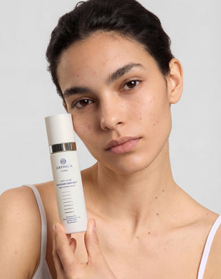 Nachtserum ter ondersteuning van de regeneratie van de acnegevoelige huid Anti-Acne Orphica Clinic 50 ml - 3