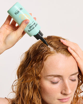 Gommage enzymatique du cuir chevelu aux acides AHA pour nettoyer et stimuler la microcirculation Twisty - 4