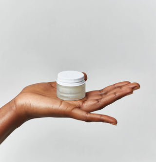 Lotion hydratante pour les lèvres au squalane, à l'huile de coco et à la vitamine E Lip Harmony Glove - 3