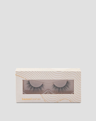 Bandes de faux cils 2D Bamm!Lashes Mysterious Gal pour une utilisation répétée - 1
