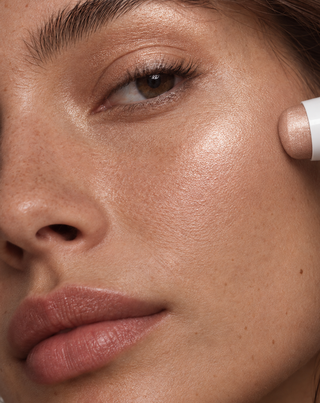 Highlighter voor gezicht en lichaam in stickvorm, stralende glans en egaliserend effect Champagne Nutridome