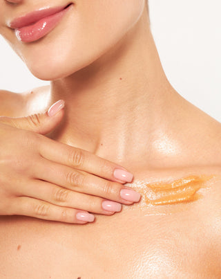 Huile corporelle éclaircissante Nutridome à effet radieux à l'huile de jojoba et à l'huile d'argan - 2