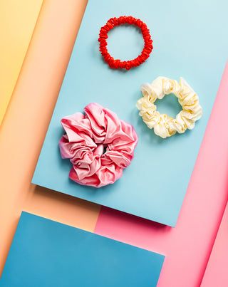 Lot d'élastiques à cheveux 100% soie naturelle - rose, crème, rouge Twisty 3 pcs. - 4