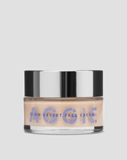 La crème éclaircissante Aggie pour peaux sèches réduit les rougeurs et donne un effet radieux