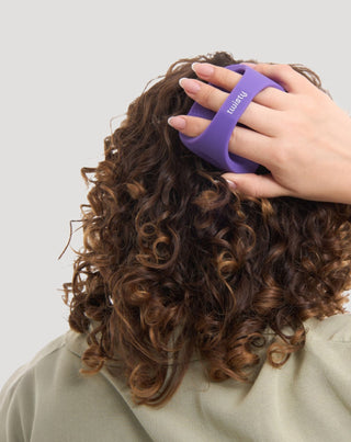 Set van siliconen hoofdhuidmassageborstel + enzymatische peeling voor reiniging en stimulatie van de microcirculatie van de hoofdhuid Twisty - 2