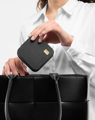 Boîte à bijoux avec compartiments, rouleaux et crochets petite noire Mys - 3